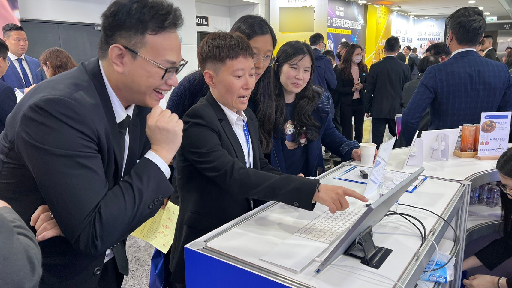 眼科保健醫材公司 - 醫療展場互動遊戲 - 7